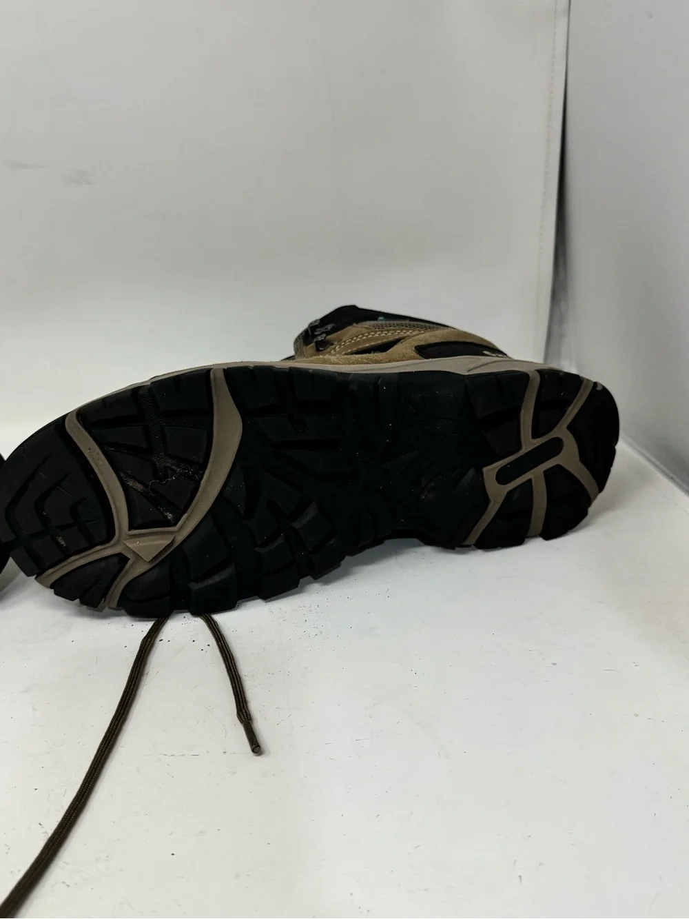 Hi-Tec Men'sBrown Hiking Boots - Durable Trail Footwear Dri-tec waterproof SZ 11